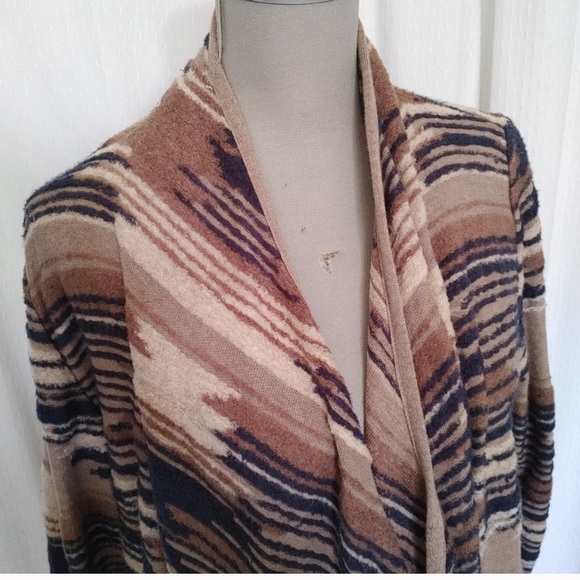 Lucky Brand | Warm and cozy Open front boho sweater - Picture 3 of 9